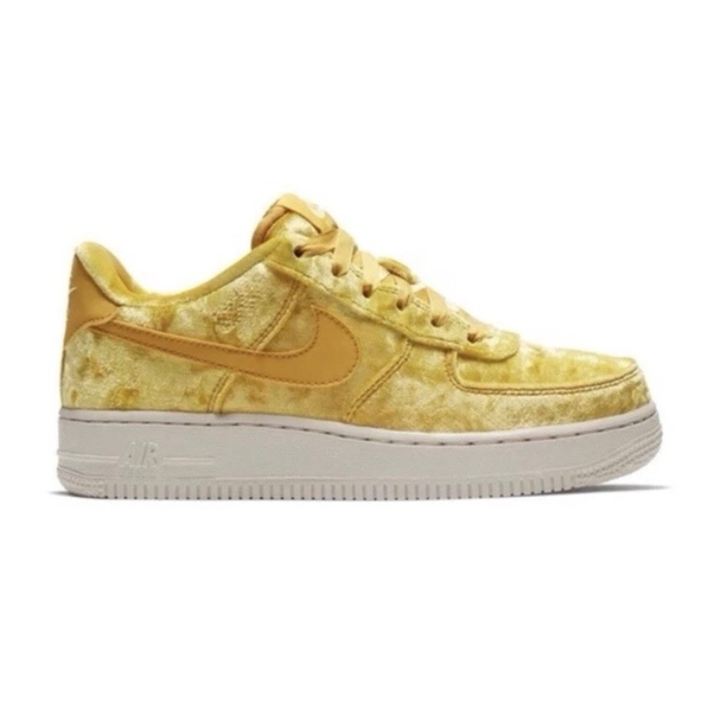 Nike Air Force 1 LV8 Mineral Gold Velvet Lace-up Low Top Sneakers Size 7.5